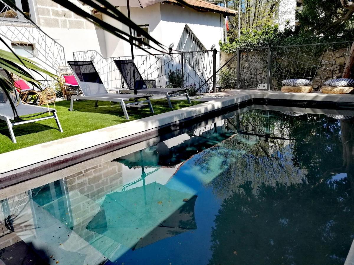 La Maison Grivolas Appartements Et Maison D'Hotes Avinyon Dış mekan fotoğraf