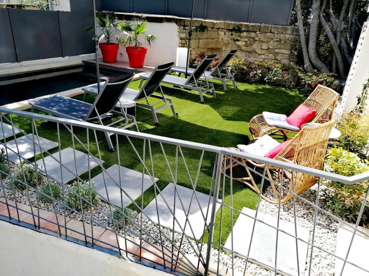 La Maison Grivolas Appartements Et Maison D'Hotes Avinyon Dış mekan fotoğraf