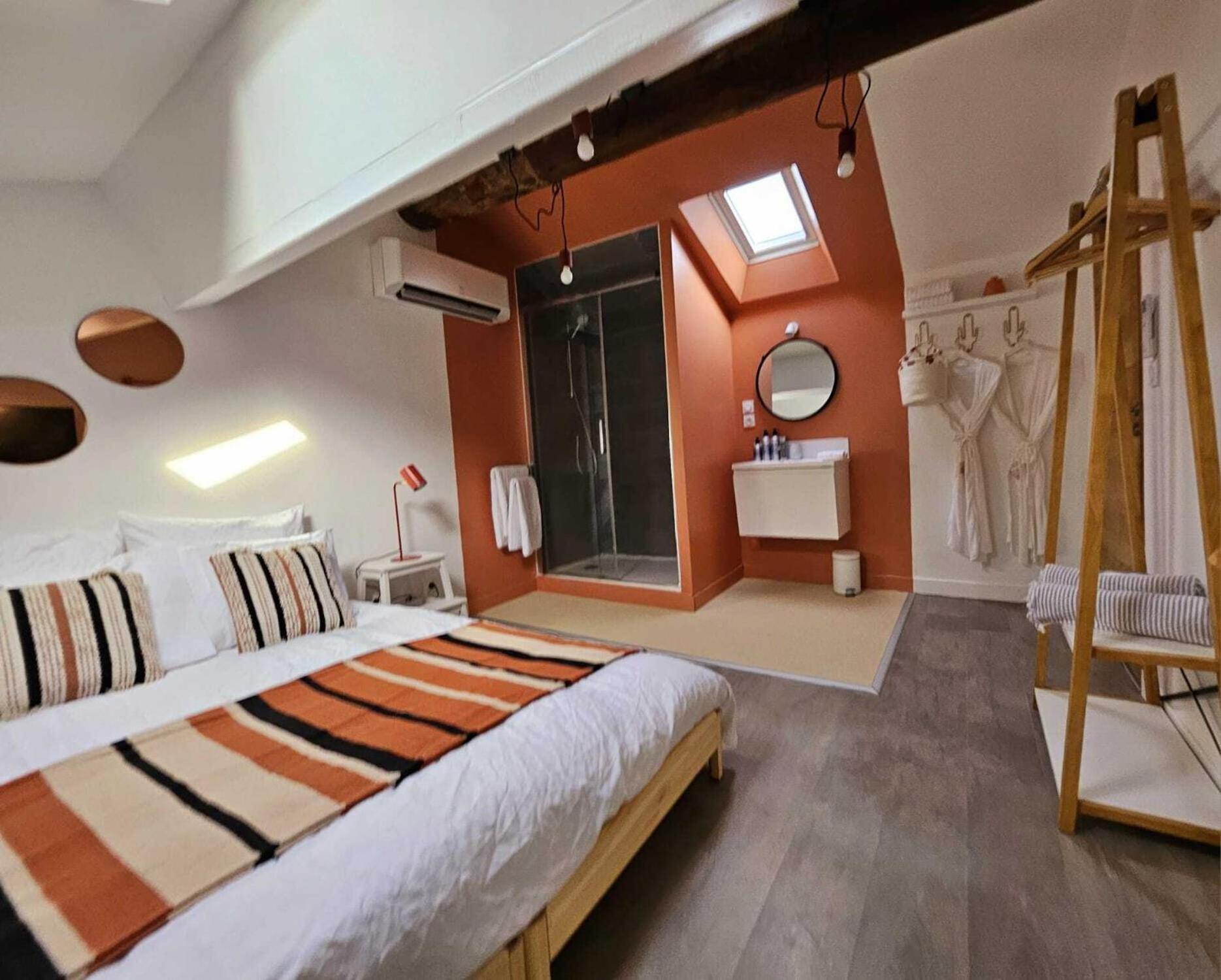 La Maison Grivolas Appartements Et Maison D'Hotes Avinyon Dış mekan fotoğraf