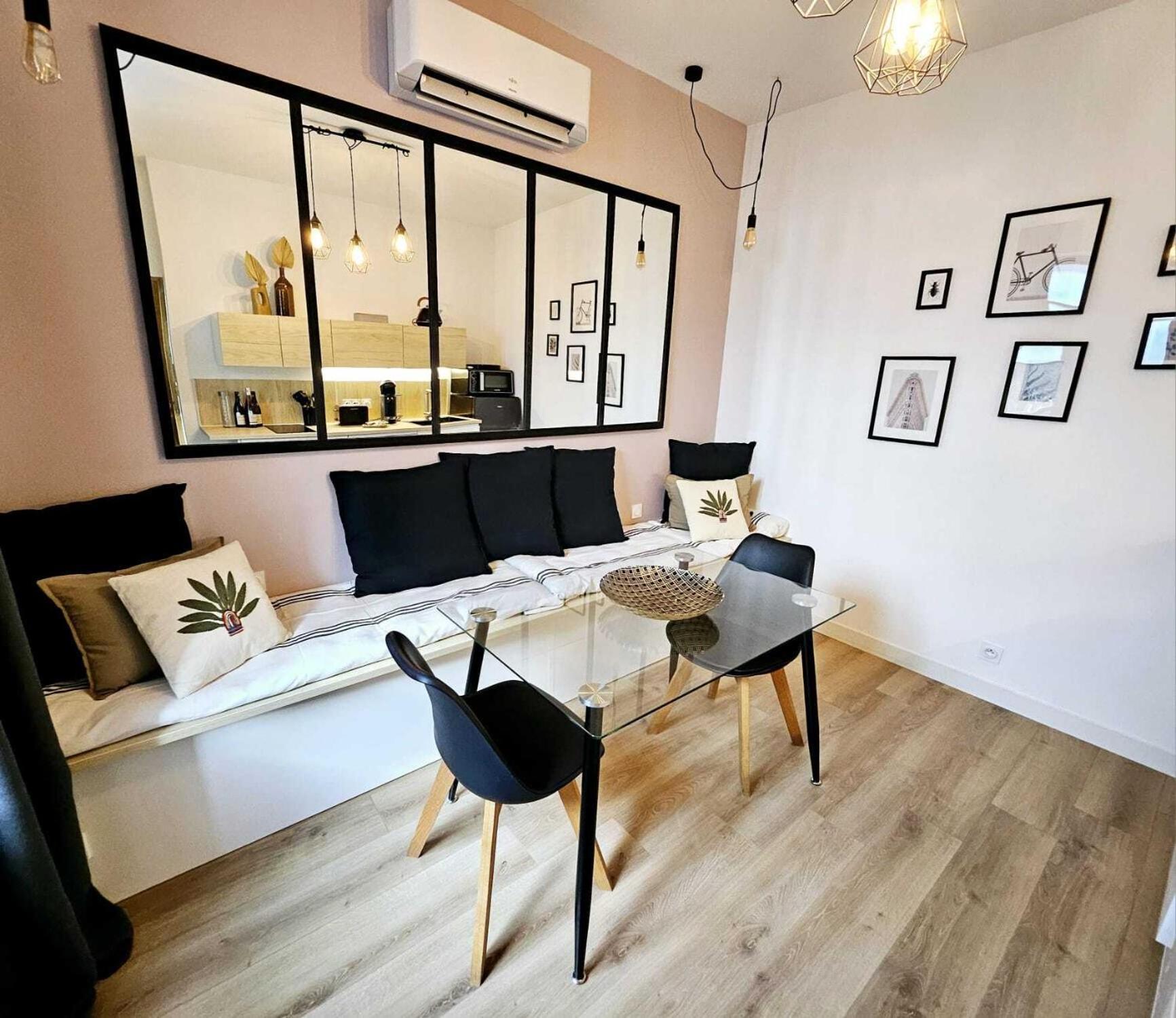 La Maison Grivolas Appartements Et Maison D'Hotes Avinyon Dış mekan fotoğraf