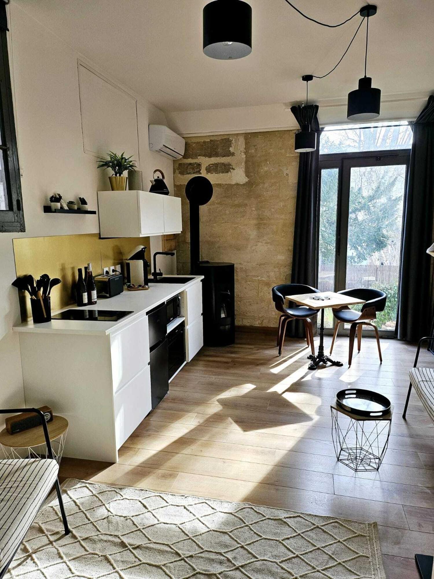 La Maison Grivolas Appartements Et Maison D'Hotes Avinyon Dış mekan fotoğraf