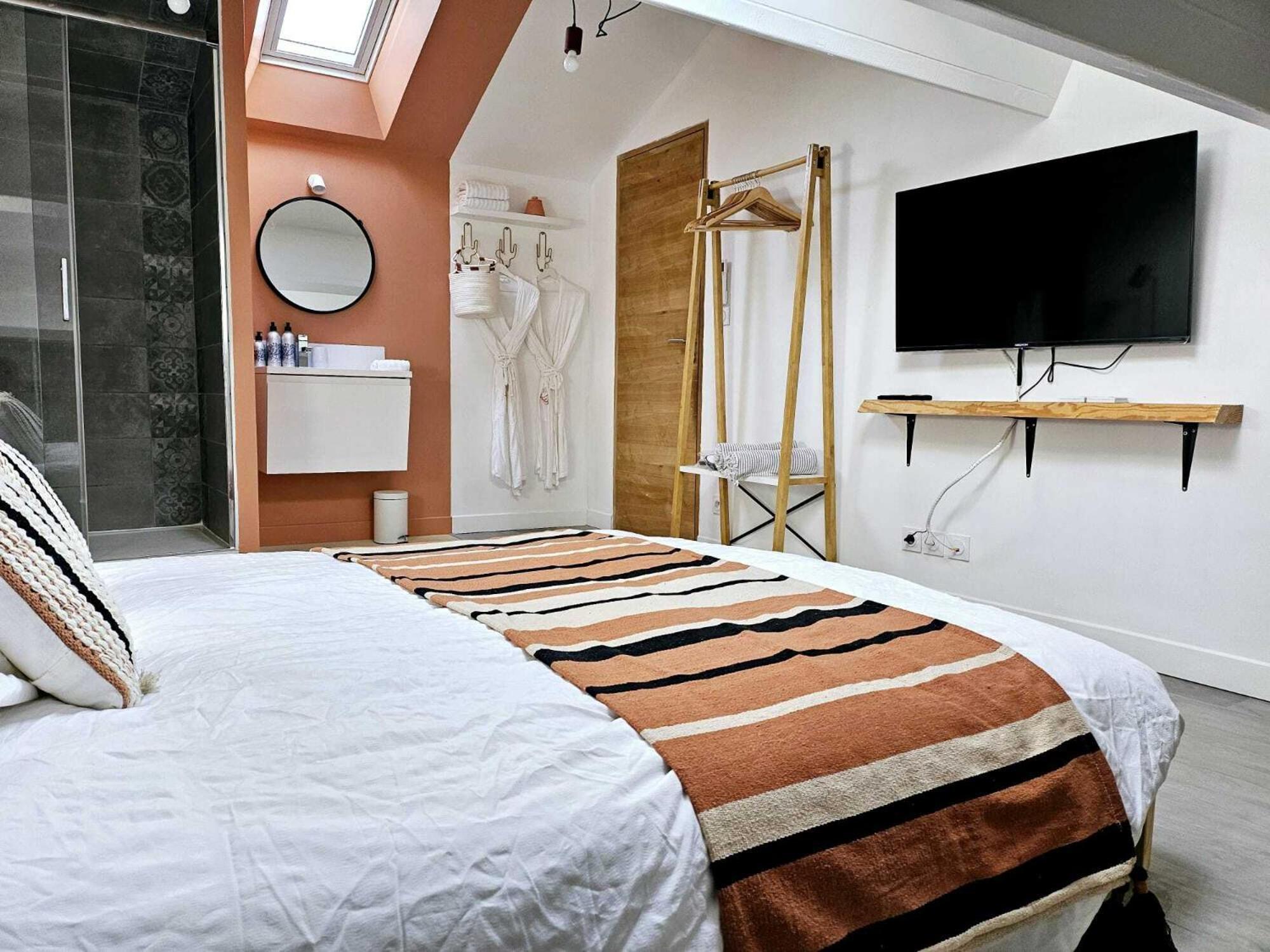 La Maison Grivolas Appartements Et Maison D'Hotes Avinyon Oda fotoğraf