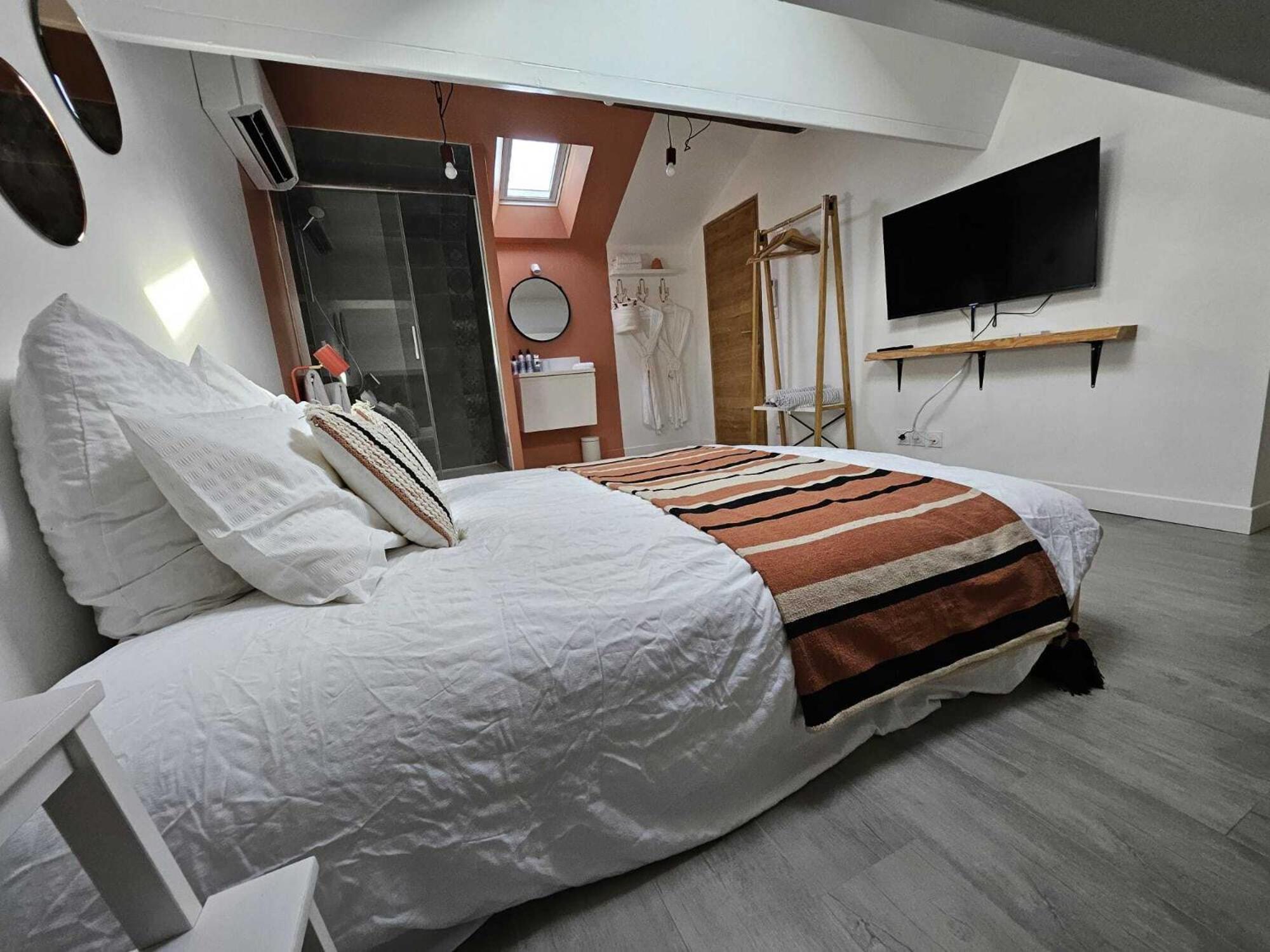 La Maison Grivolas Appartements Et Maison D'Hotes Avinyon Oda fotoğraf